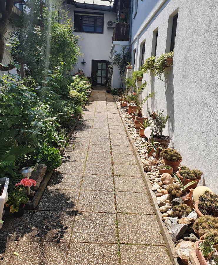 Appartement Roiss โพเดอร์สดอร์ฟ อัม ซี ภายนอก รูปภาพ