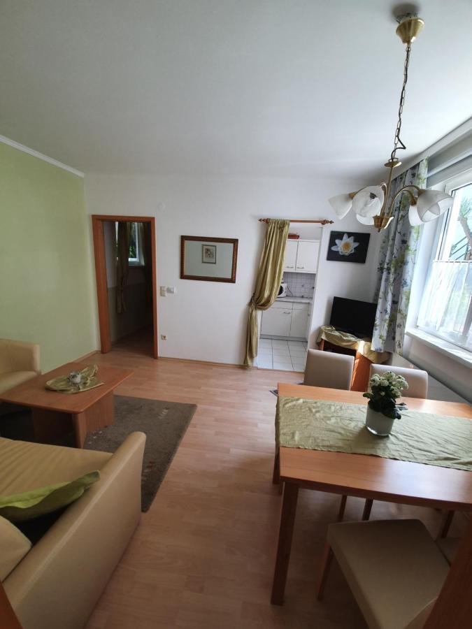 Appartement Roiss โพเดอร์สดอร์ฟ อัม ซี ภายนอก รูปภาพ